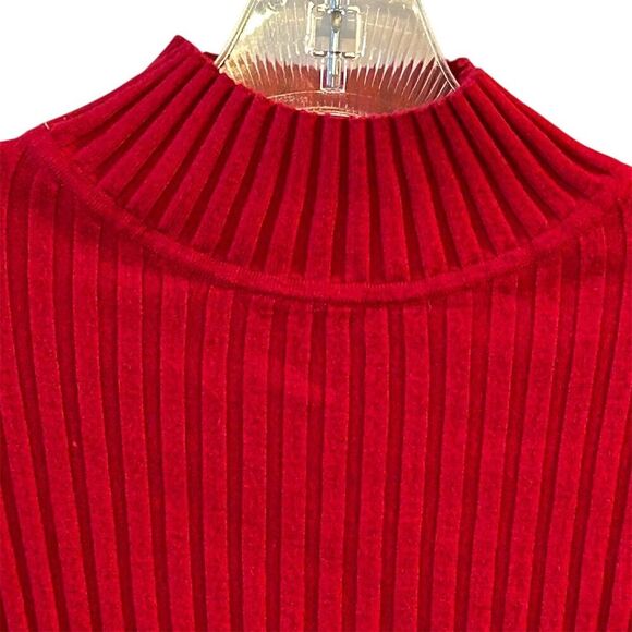 LOFT Women's Red Ribbed Turtleneck Sweater Size M Long Sleeve Casual - Picture 2 of 10